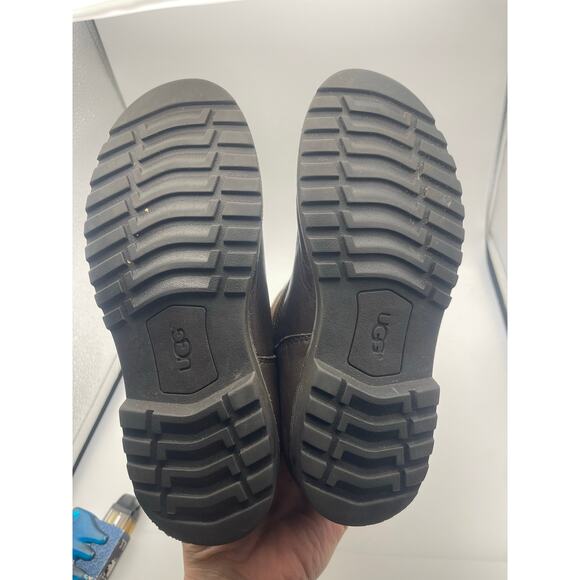 UGG Australia Riverton brown leather sheepskin lined boots Girl Size 3 - Picture 5 of 8